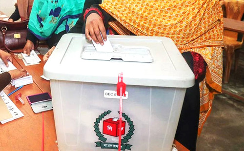 ১৯ ইউনিয়ন পরিষদে চলছে ভোট 