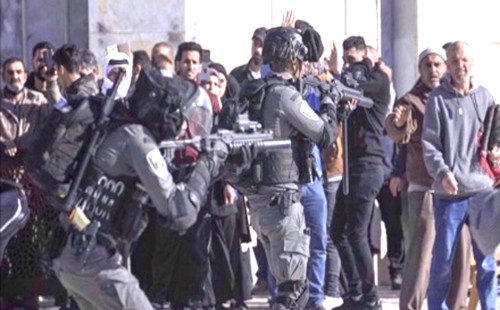 যুক্তরাষ্ট্রে বিশ্ববিদ্যালয়গুলোতে ২২০০ বিক্ষোভকারী গ্রেপ্তার 