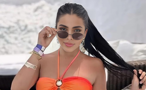 রেস্তোরাঁয় ঢুকে গুলি করে হত্যা জনপ্রিয় মডেলকে 