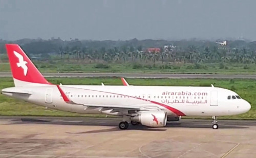 কারিগরি ত্রুটি : অল্পের জন্য রক্ষা পেলেন এয়ার অ্যারাবিয়ার ১৯১ যাত্রী 