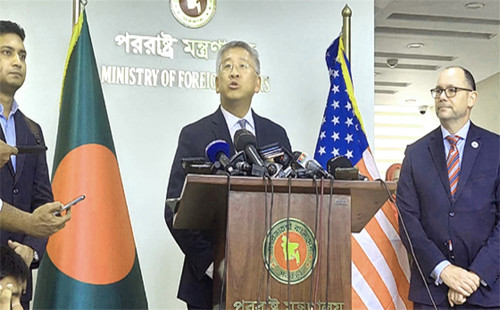 সব ভুলে আস্থা পুনর্নির্মাণের জন্য এসেছি বাংলাদেশে: লু 