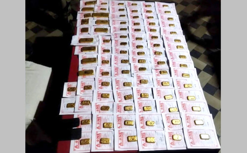 ভারত-বাংলাদেশ সীমান্তে একটি বাড়ি থেকে ১২ কোটি রুপির স্বর্ণ জব্দ 