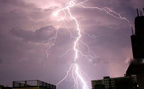 সিরাজগঞ্জে বজ্রপাতে কিশোরসহ তিনজনের মৃত্যু 