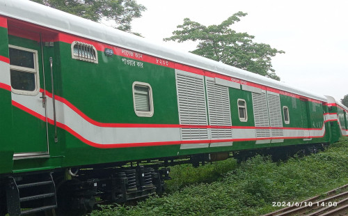 পরীক্ষা-নিরীক্ষা শেষে ঈদের আগে রেলবহরে যুক্ত হতে যাচ্ছে নতুন ৫০টি লাগেজ ভ্যান 