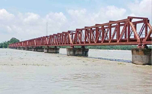 পানি বাড়ায় খুলে দেওয়া হয়েছে তিস্তার ৪৪ জলকপাট 