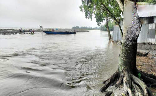 গাইবান্ধায় তিস্তার পানি বিপৎসীমার ১৩ সে.মি. ওপরে 