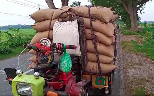 তিন চেয়ারম্যানের বিরুদ্ধে ভিজিএফের চাল বিক্রির অভিযোগ 