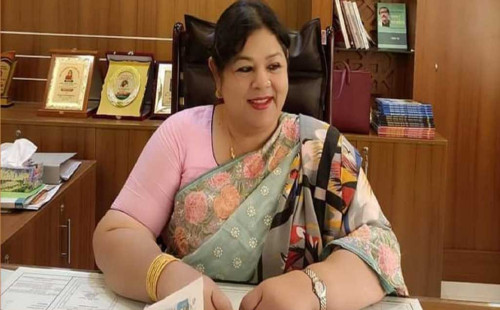 মতিউরের স্ত্রী লাকীর দম্ভোক্তি, ‘পাছে লোকে কিছু বলে, তাতে কিছু যায় আসে না’ 