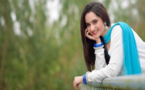 স্বপ্ন পূরণের পথে কেয়া পায়েল 