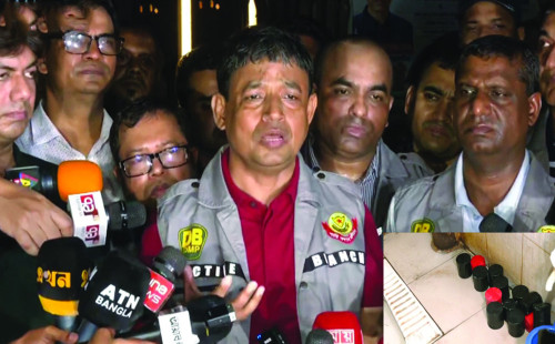 মধ্যরাতে বিএনপি কার্যালয়ে ডিবির অভিযান, শ্রাবণসহ গ্রেপ্তার ৭ 