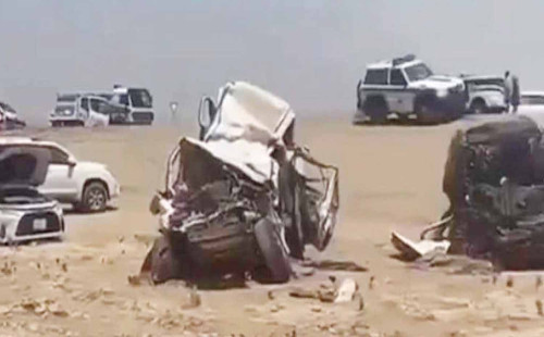 সৌদিতে ধুলিঝড়ে ১৩ গাড়ির সংঘর্ষ, নিহত ৪ 