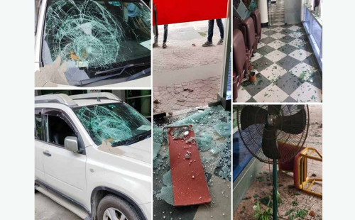 ইস্ট ওয়েস্ট মিডিয়া কমপ্লেক্সে দুর্বৃত্তদের হামলা 