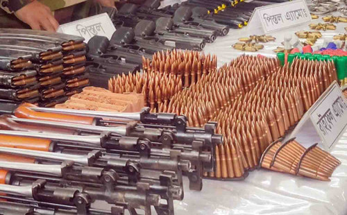 লুট হওয়া ১৮১৪ অস্ত্র ও ৯০ হাজার গুলি-টিয়ার শেল উদ্ধার 