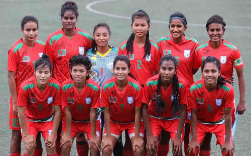 টাকার অভাবে ম্যাচ হচ্ছে না সাবিনাদের‍