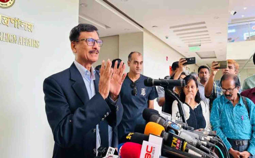 ভারতের প্রতিরক্ষামন্ত্রীর বক্তব্যে ‘যতটা উদ্বিগ্ন তার থেকে বেশি অবাক’ : পররাষ্ট্র উপদেষ্টা 