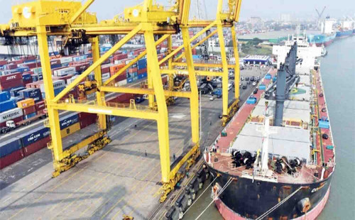 চলতি বছরেই শেষ হবে চট্টগ্রাম বন্দরে হেভি কার্গো জেটির নির্মাণকাজ 