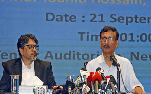 ৫৭ জনের বহর নিয়ে নিউইয়র্ক যাচ্ছেন ড. ইউনূস: পররাষ্ট্র উপদেষ্টা 