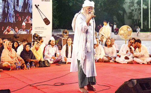 কথায় গানে মাজারে হামলা-ভাঙচুরের প্রতিবাদ 