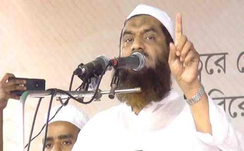 আমাদের কথা না শুনলে গণভবন বঙ্গভবন কোনোকিছুই ছাড়বো না: মামুনুল হক