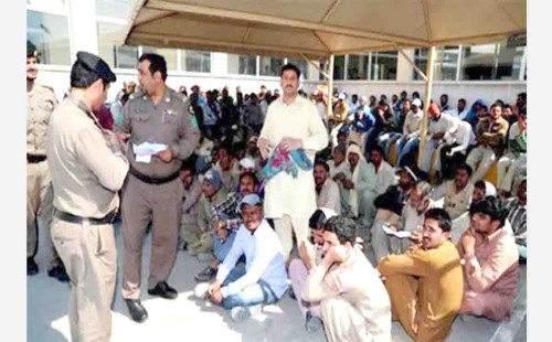 সৌদি আরবে ২২ হাজার প্রবাসী গ্রেপ্তার